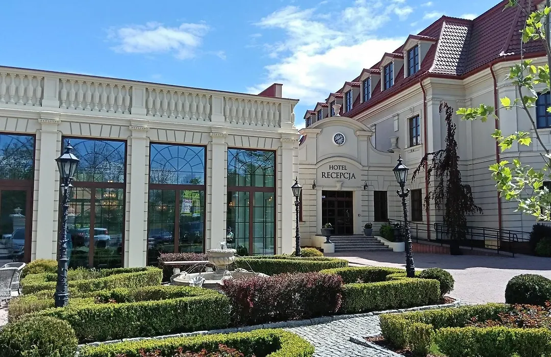 Hotel Jaroslaw-1